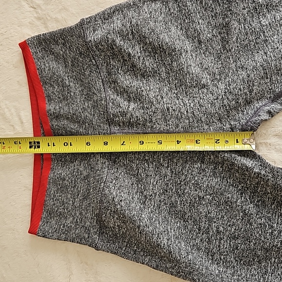 Athleta High-rise Leggings | 28" Inseam - Picture 4 of 8